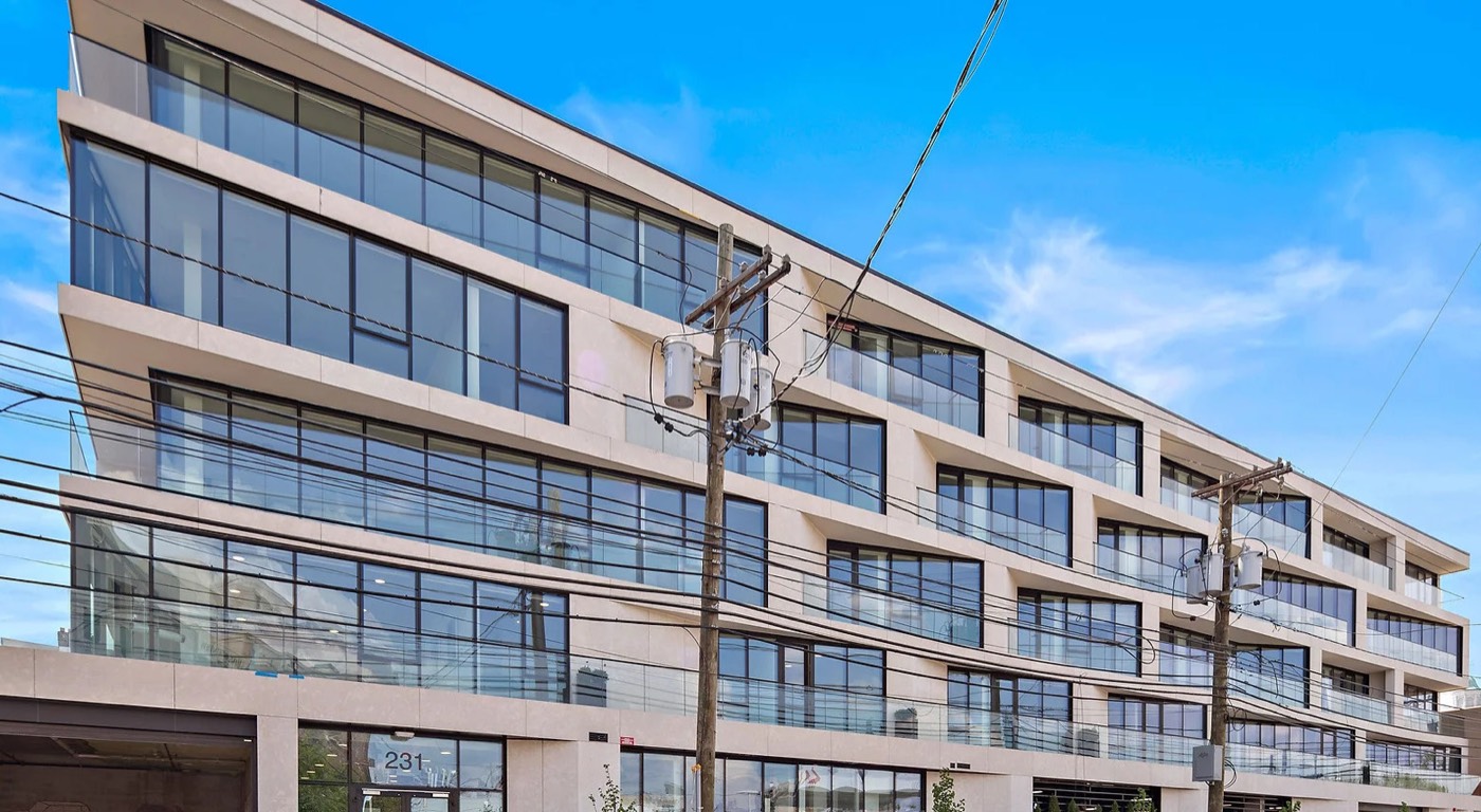 231 WHK limestone-clad residential building